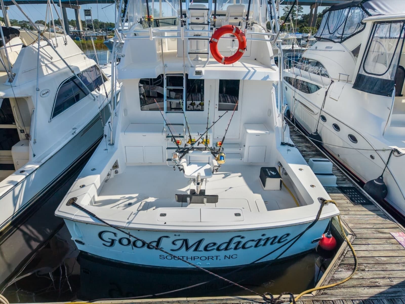 2000 Hatteras 55 Convertible - Photo 13