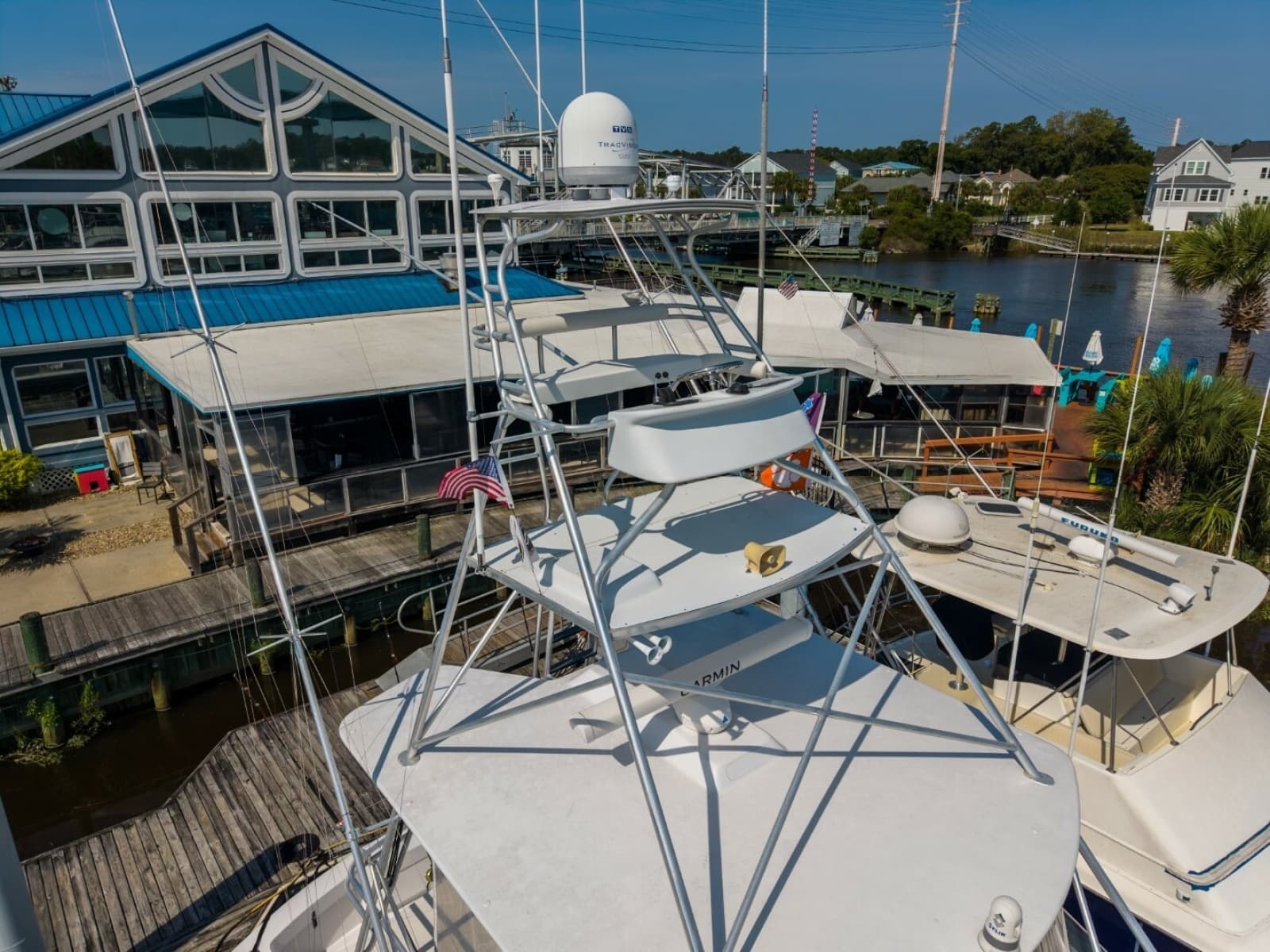 2000 Hatteras 55 Convertible - Photo 5