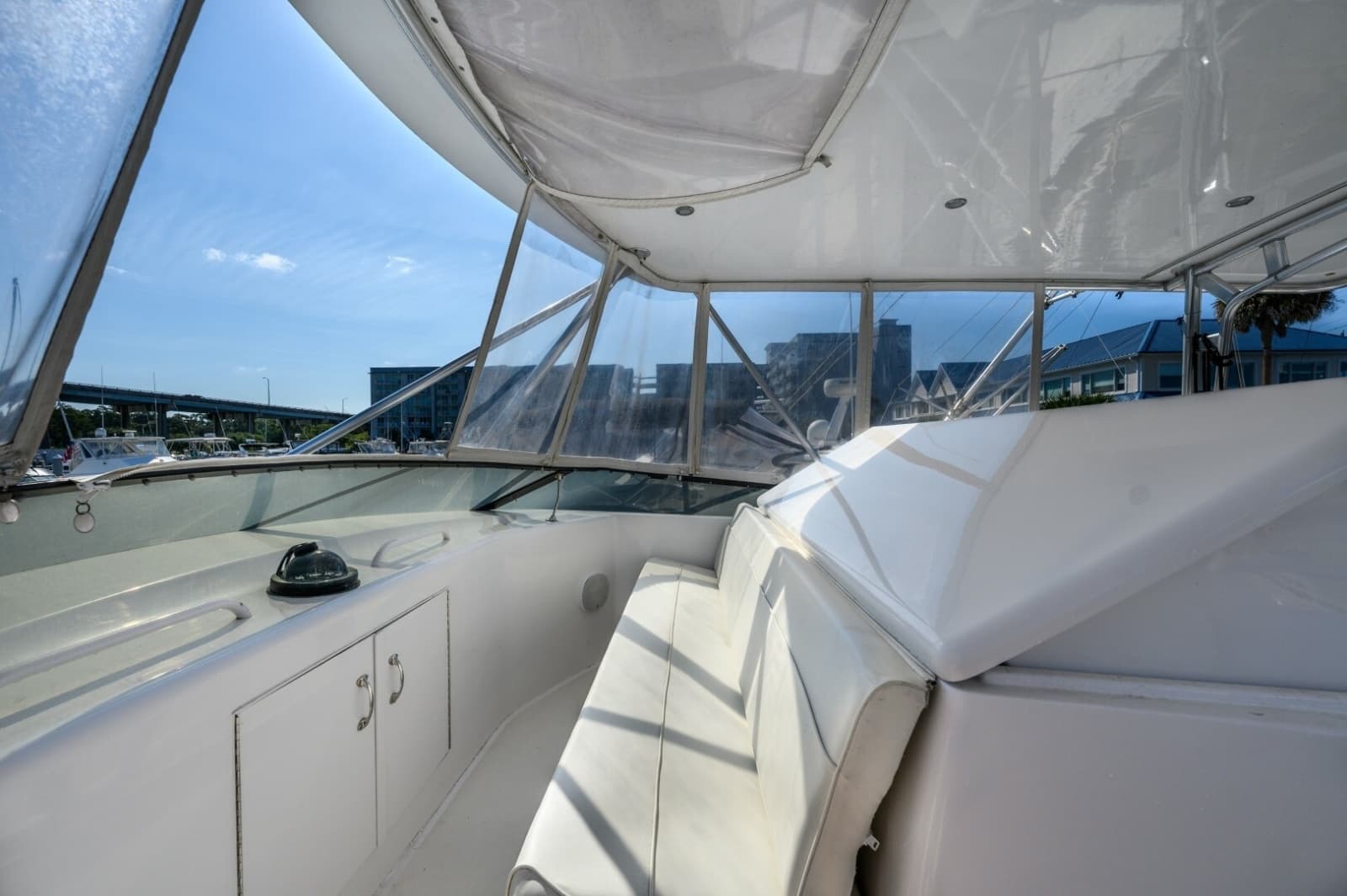2000 Hatteras 55 Convertible - Photo 7