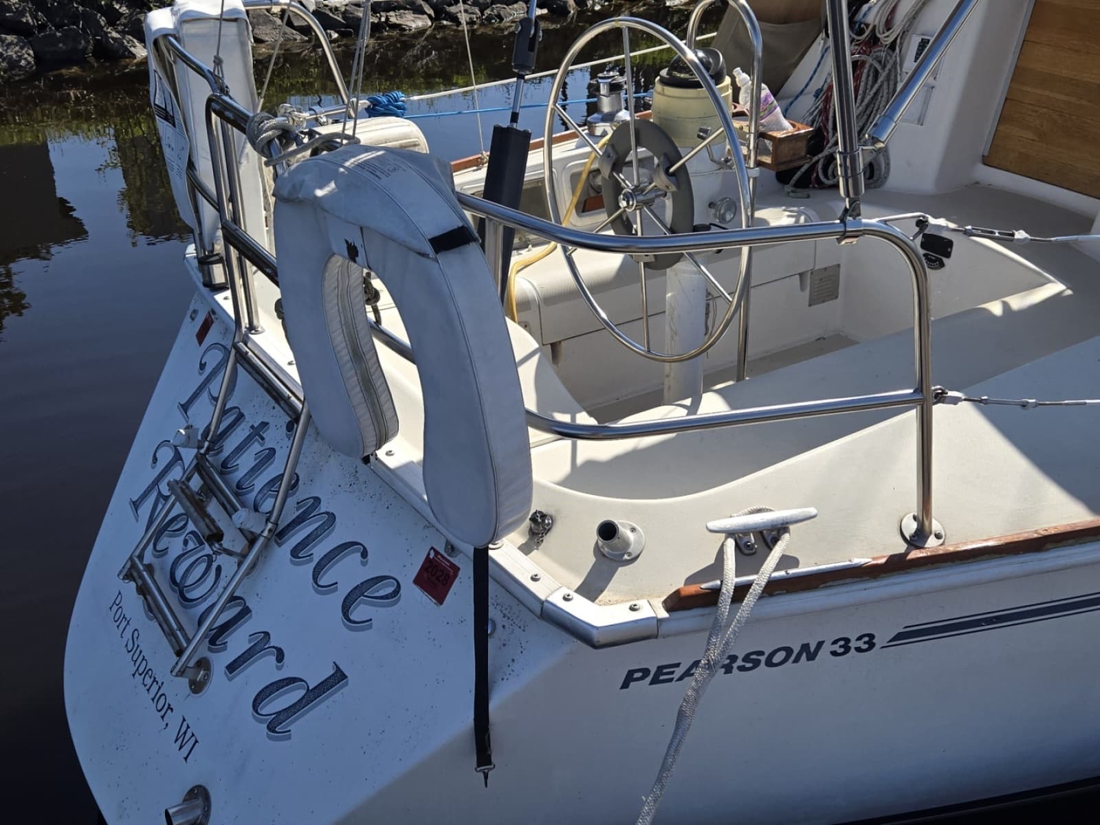 1986 Pearson 33-2 - Photo 11