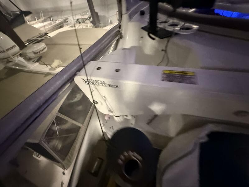 2004 Carver 460 voyager