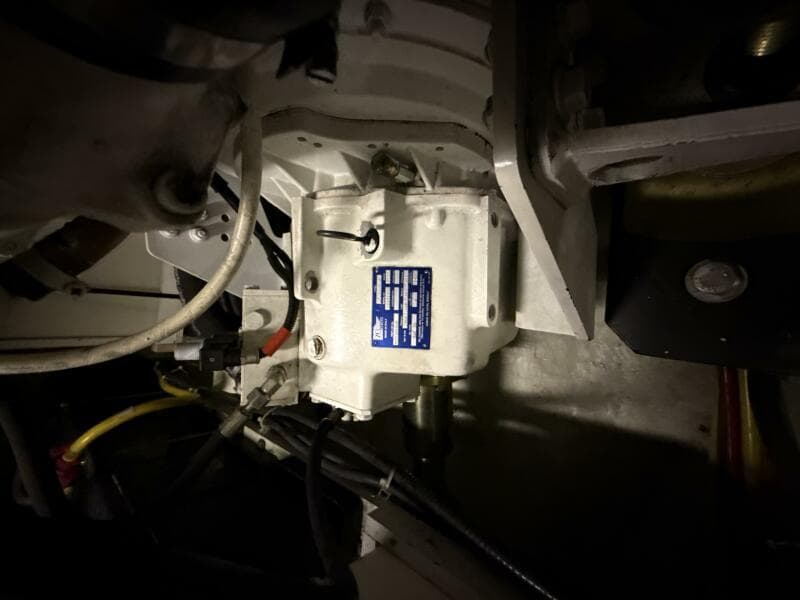 2004 Carver 460 voyager