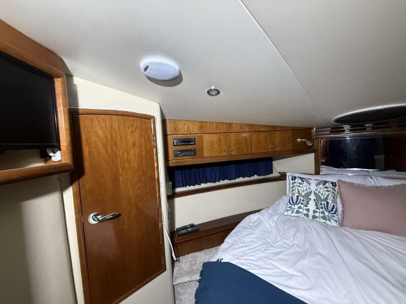2004 Carver 460 voyager