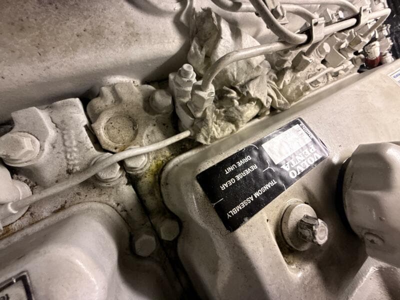 2004 Carver 460 voyager