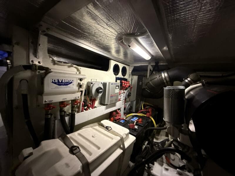 2004 Carver 460 voyager