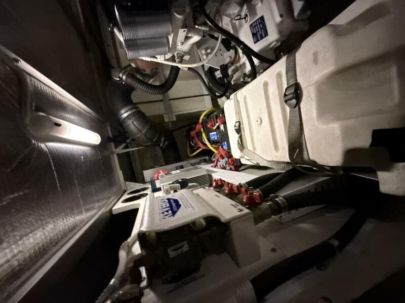 2004 Carver 460 voyager