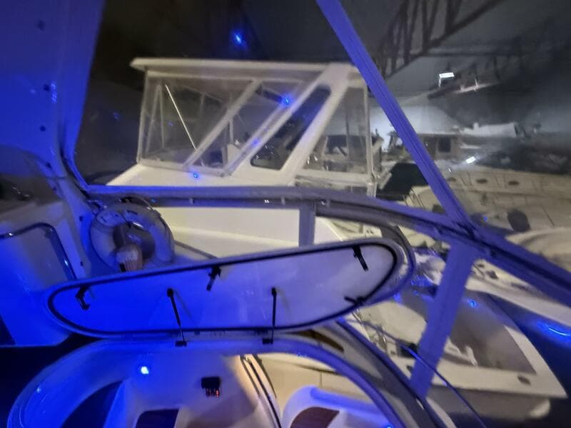 2004 Carver 460 voyager