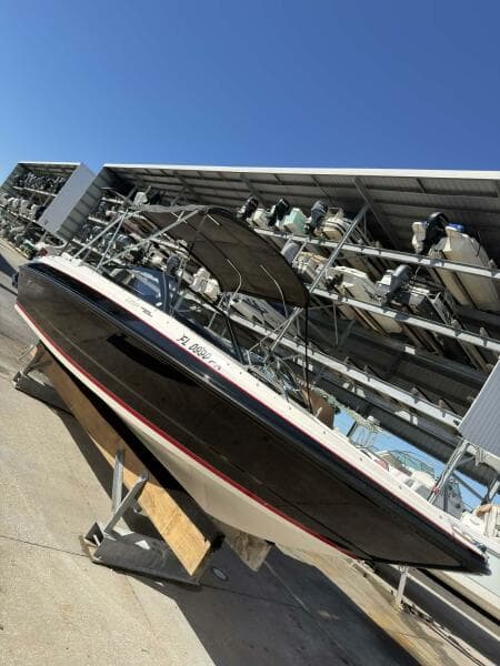 2015 Larson LX 225S IO