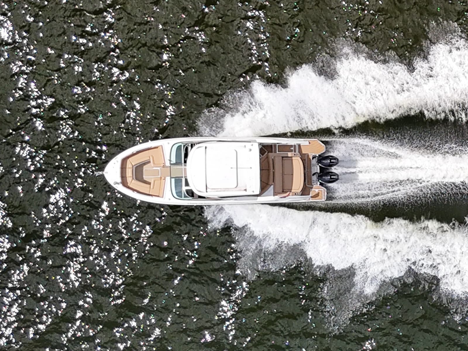 2023 Sea Ray SLX 310 OB - Photo 21