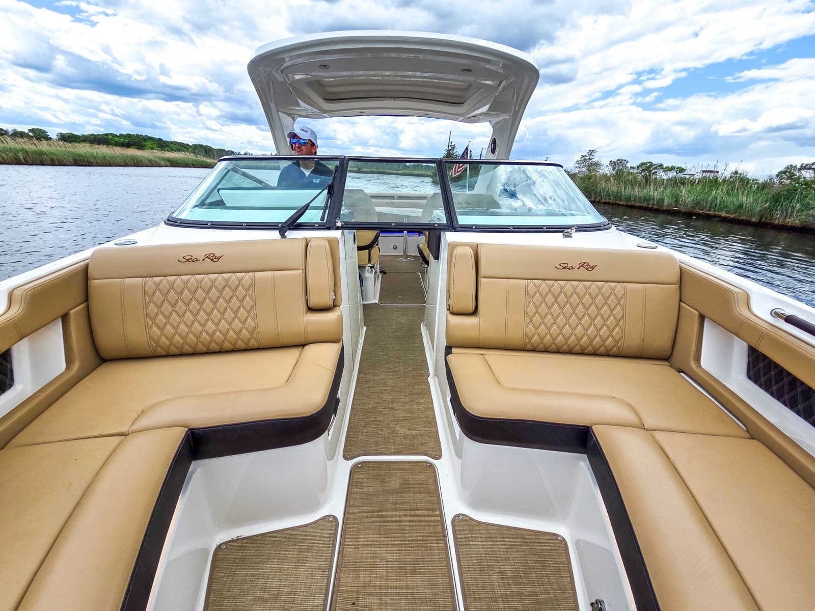 2023 Sea Ray SLX 310 OB - Photo 75