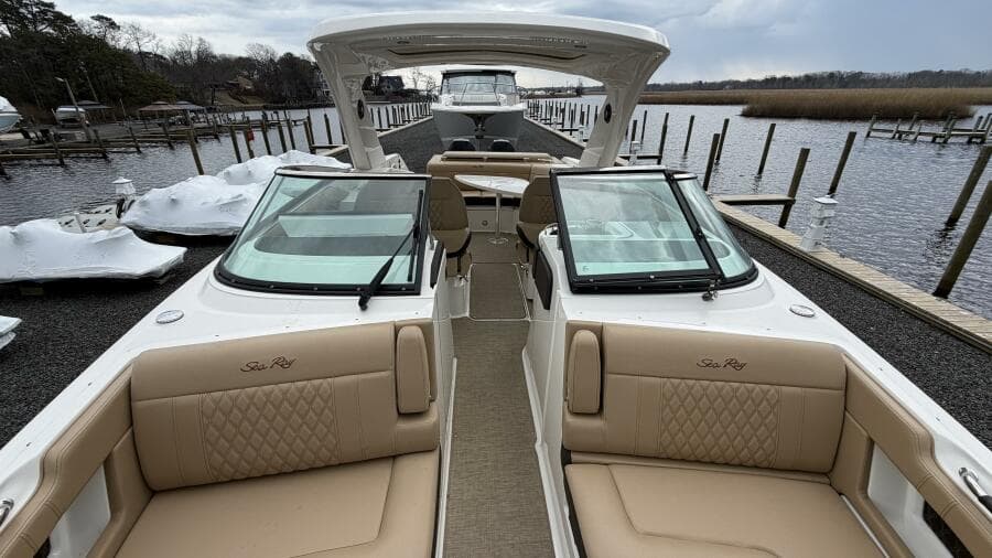 2023 Sea Ray SLX 310 OB