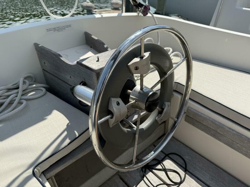 Horizon Cat Wheel Steering w/ Autopilot