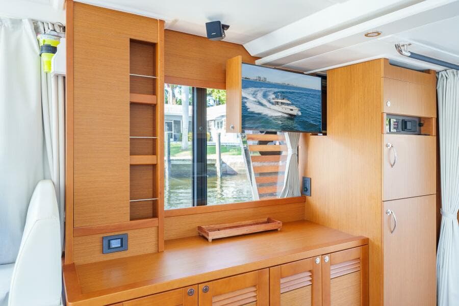 2025 Beneteau 