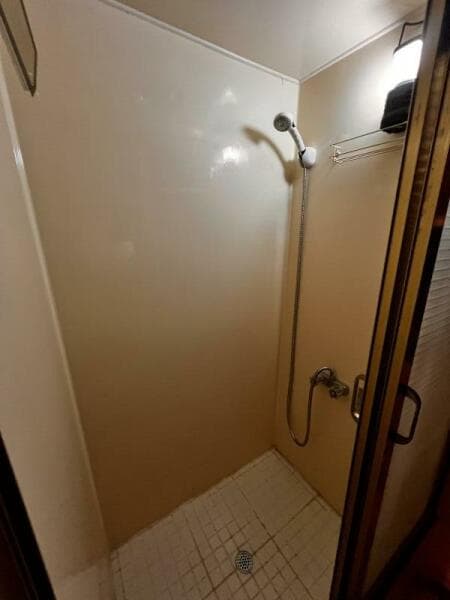 1989 Hi-Star 48 Sundeck