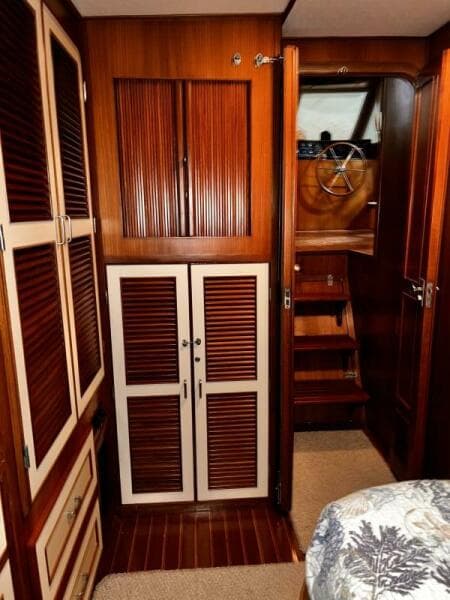 1989 Hi-Star 48 Sundeck