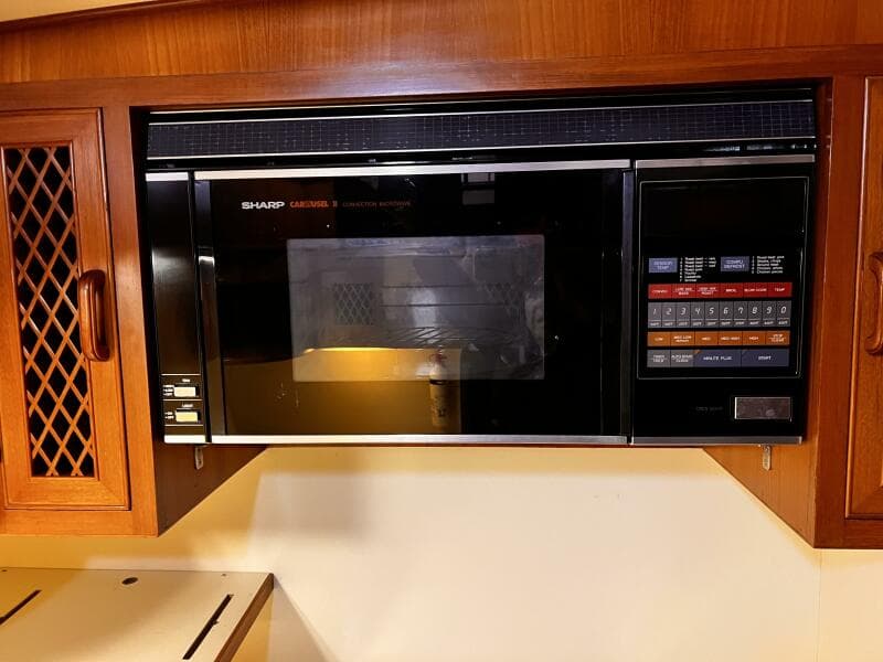 1989 Hi-Star 48 Sundeck