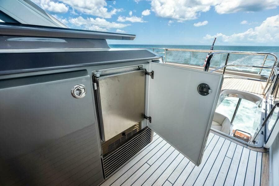 2024 Princess Y72 Motor Yacht 