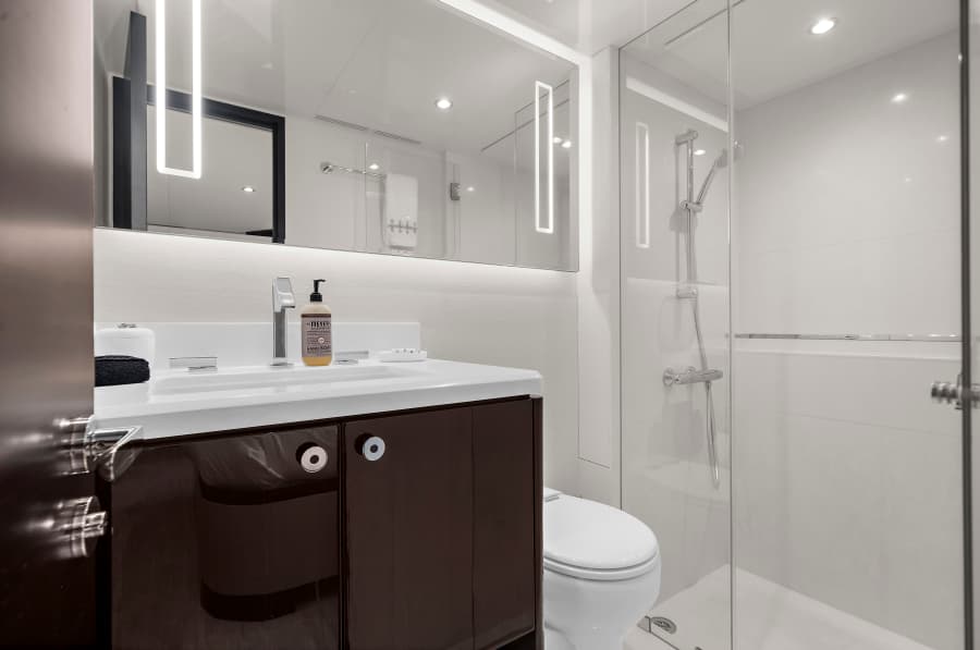 2024 Ocean Alexander 32 L