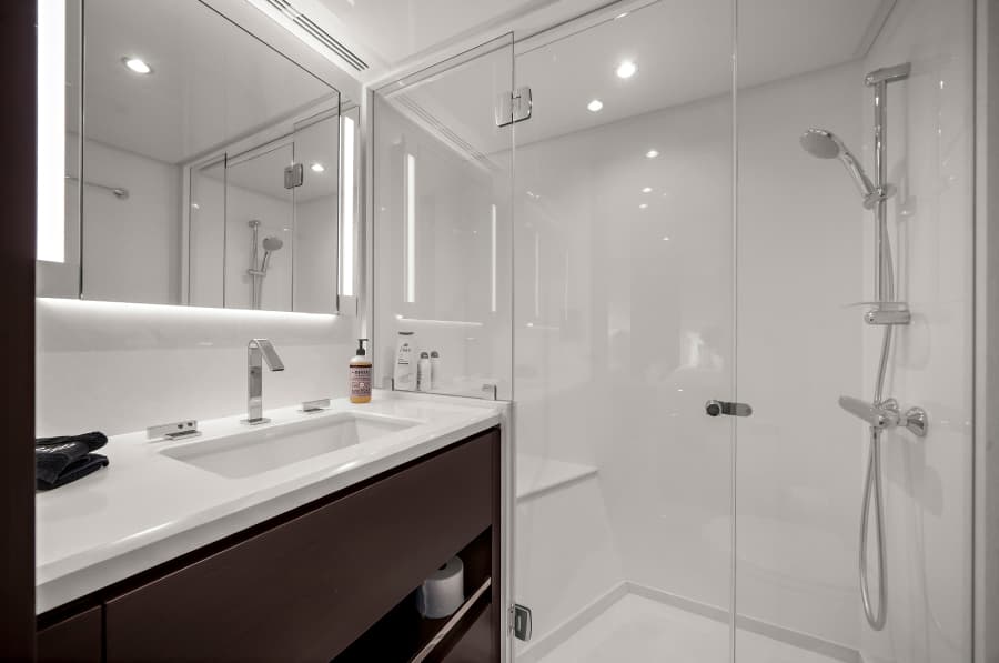 2024 Ocean Alexander 32 L