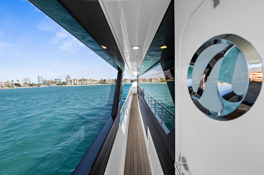 2024 Ocean Alexander 32 L