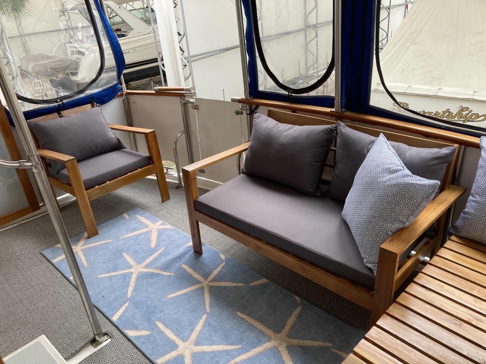 1986 Heritage East Sundeck 36