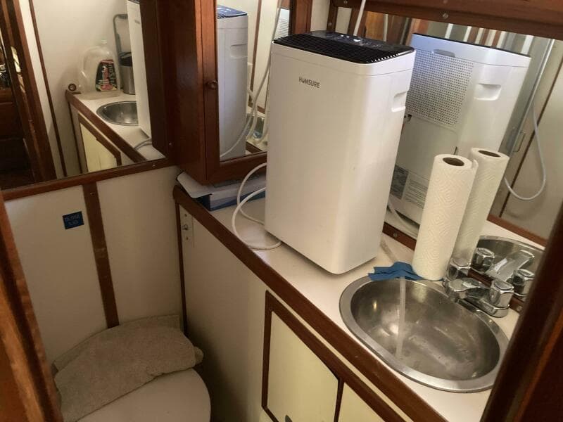 1986 Heritage East Sundeck 36