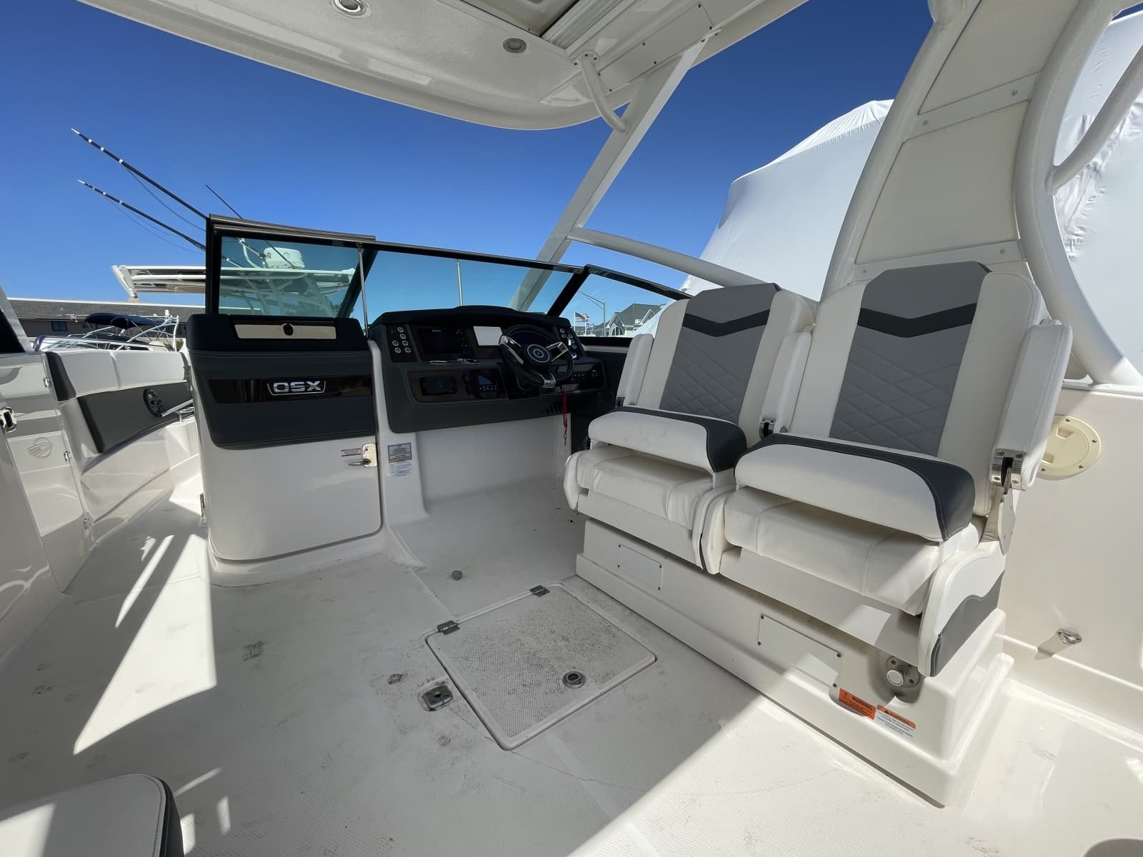 2023 Chaparral 280 OSX