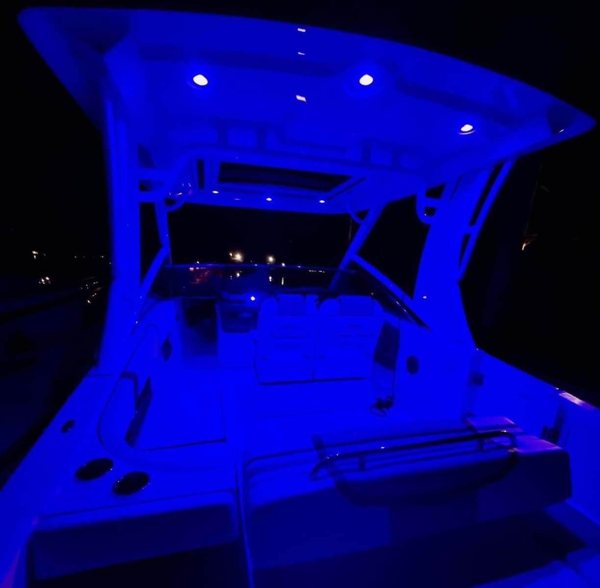 2023 Chaparral 280 OSX