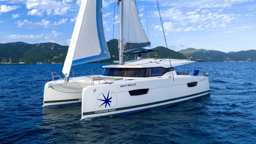 2020 Fountaine Pajot Astrea 42
