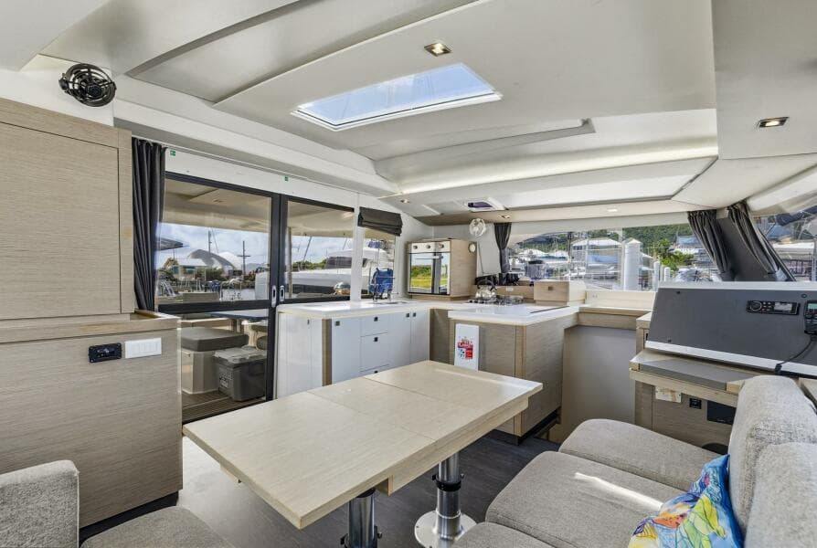 2020 Fountaine Pajot Astrea 42