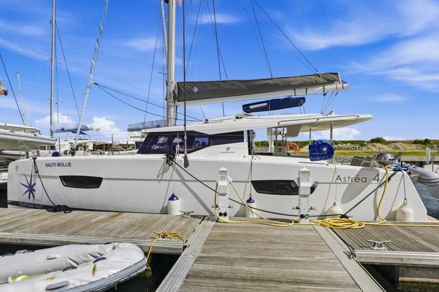 2020 Fountaine Pajot Astrea 42