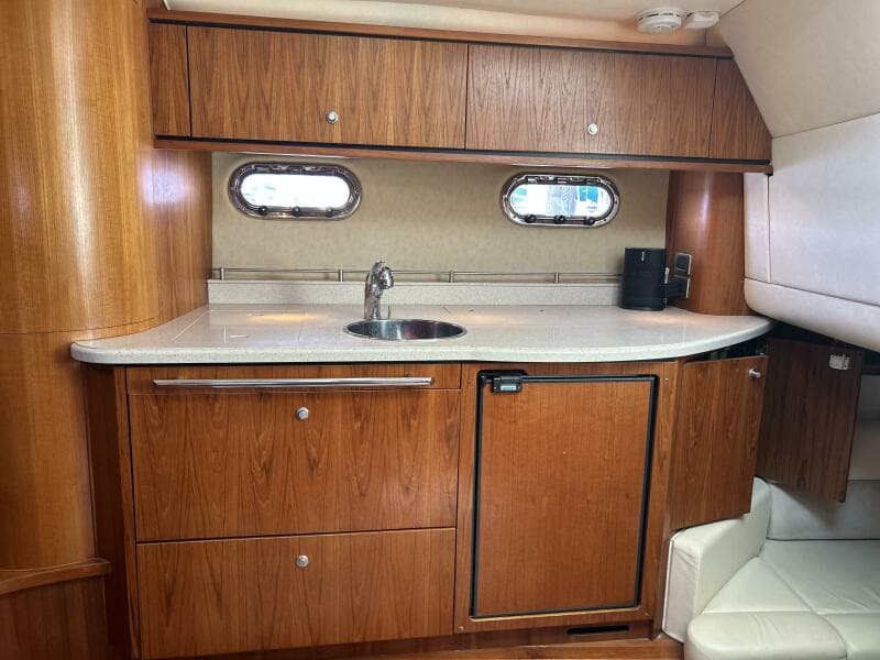 2008 Tiara Yachts 3500 Sovran