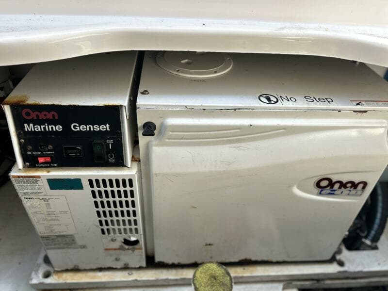 2008 Tiara Yachts 3500 Sovran