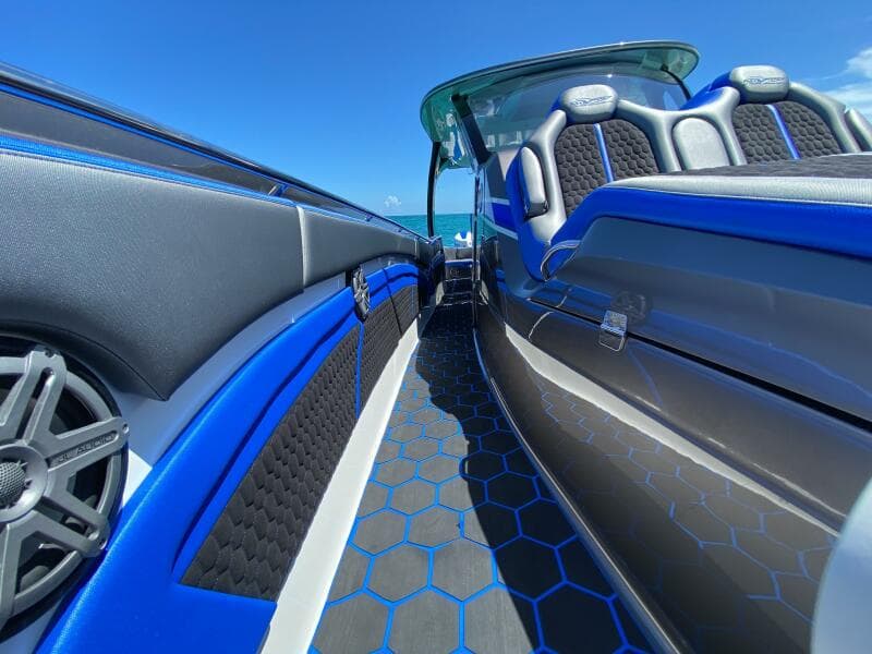 MTI 42 - Tobito I - Walkaround