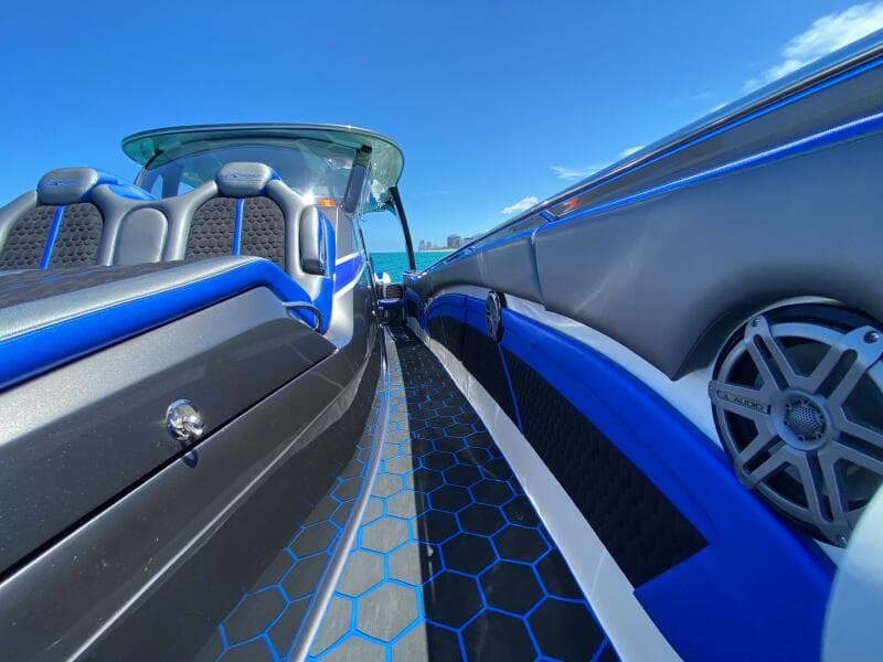 MTI 42 - Tobito I - Walkaround