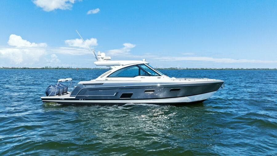 Formula 38 - Exterior Profile