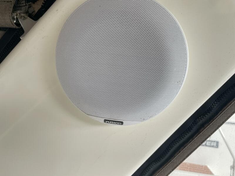 2001 Sea Ray 380 Sundancer