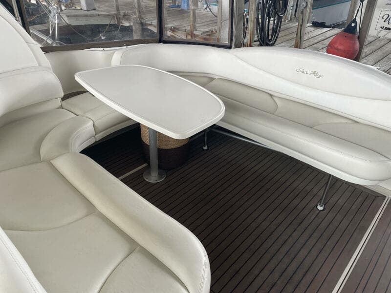 2001 Sea Ray 380 Sundancer
