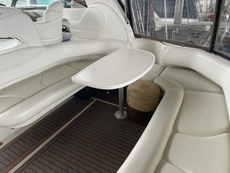 2001 Sea Ray 380 Sundancer