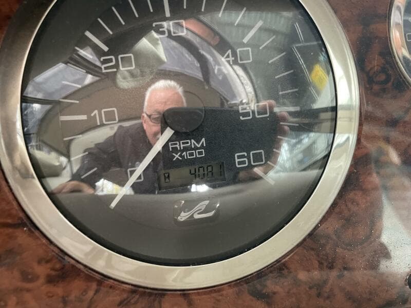 2001 Sea Ray 380 Sundancer