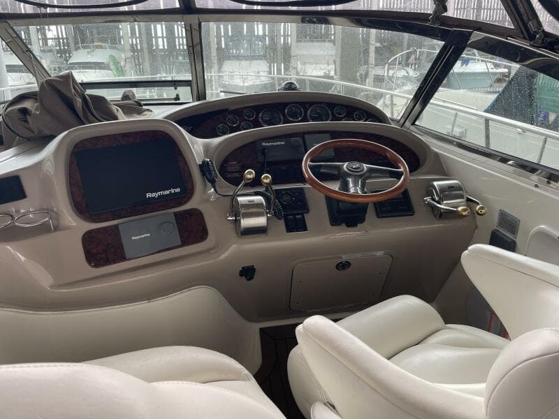 2001 Sea Ray 380 Sundancer