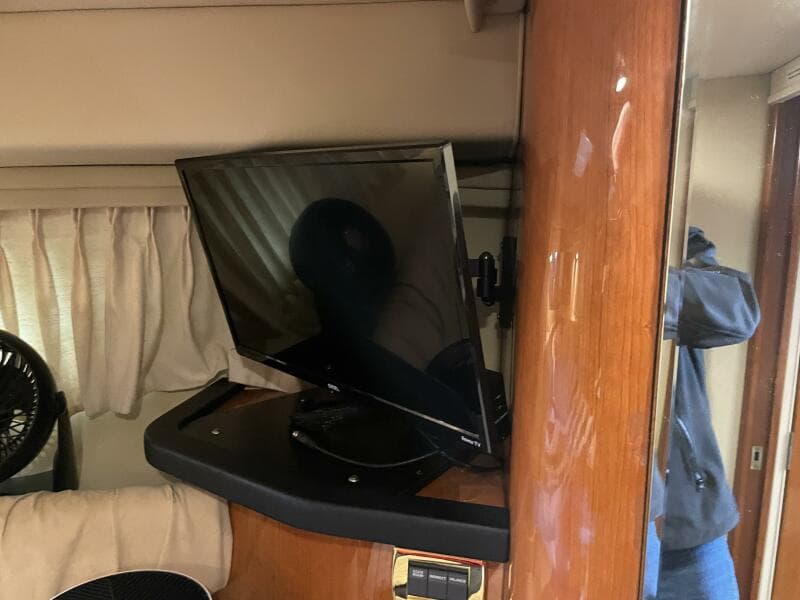 2001 Sea Ray 380 Sundancer