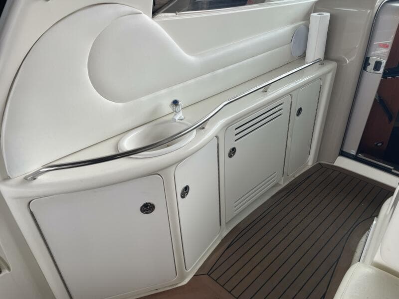 2001 Sea Ray 380 Sundancer