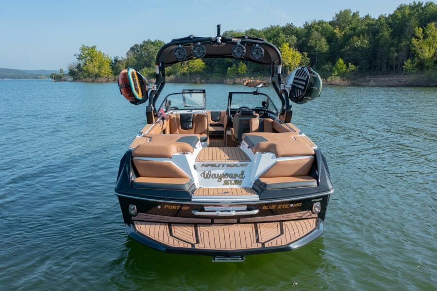 2020 Nautique G25