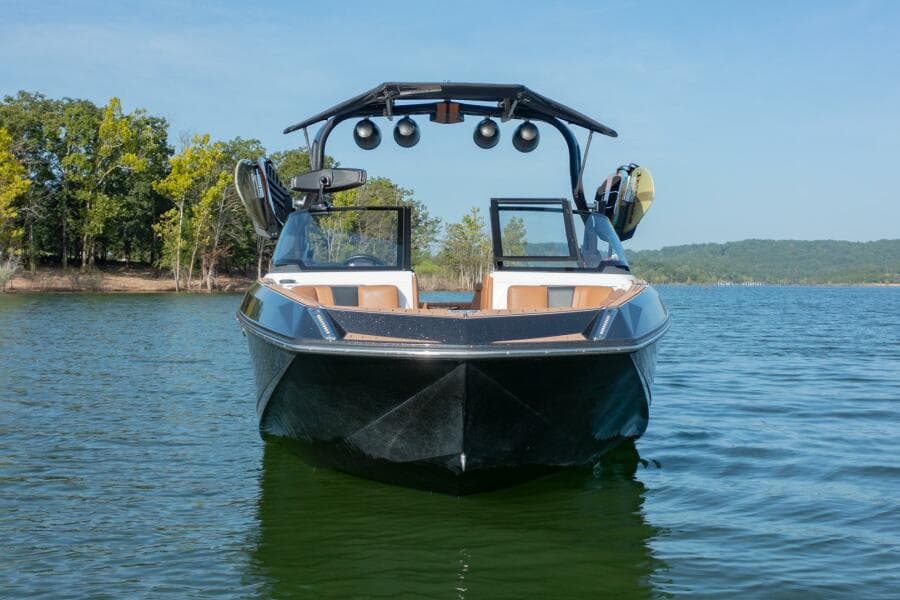 2020 Nautique G25
