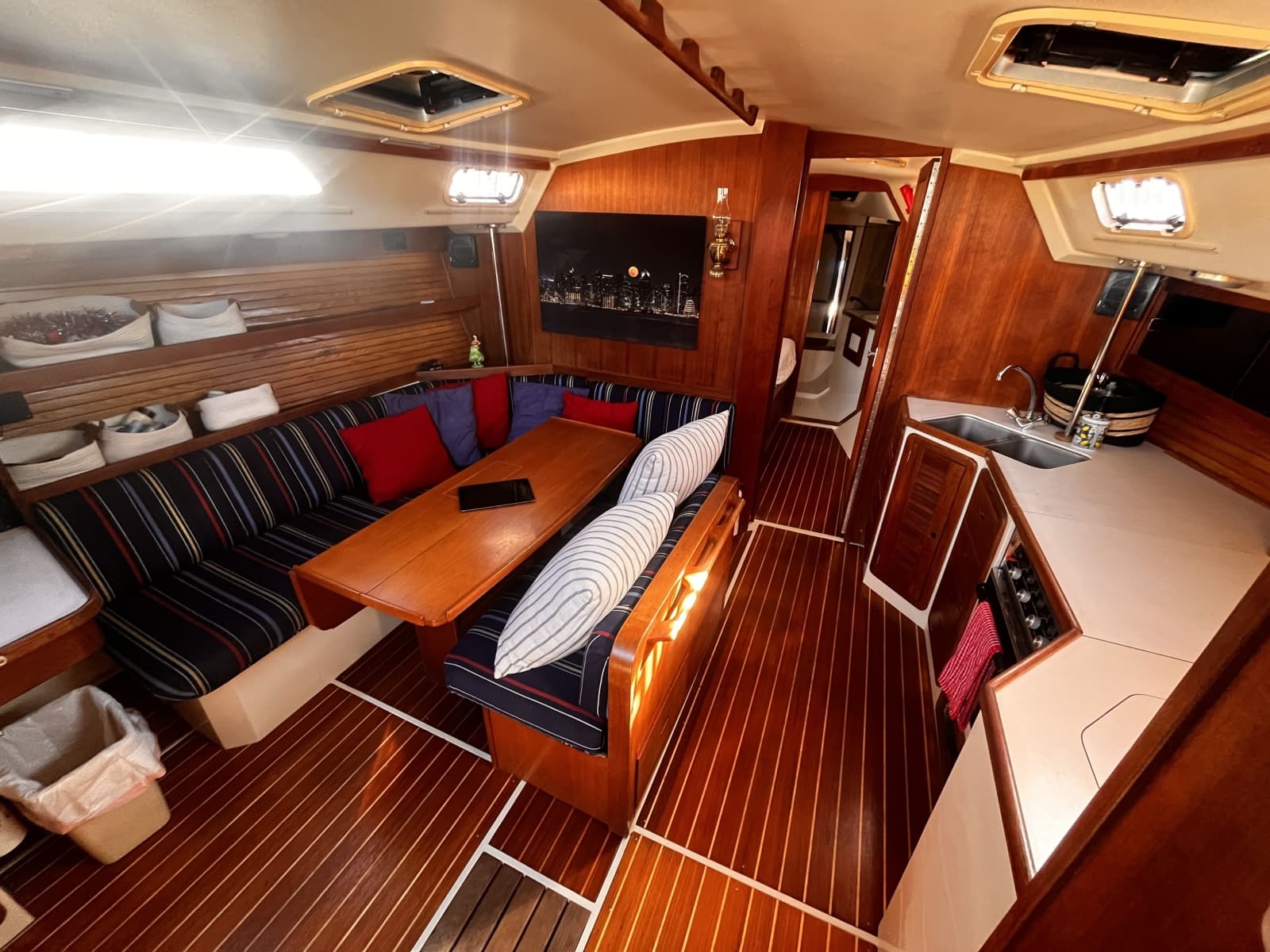 1990 Catalina 42 - Photo 12