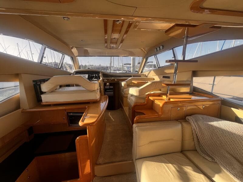 2004 Ferretti Yachts 530