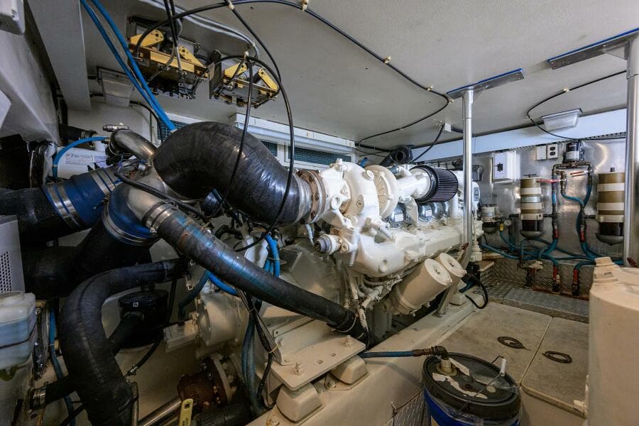 2001 Ocean Yachts 56 Super Sport