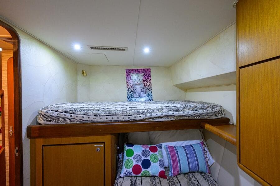 2001 Ocean Yachts 56 Super Sport