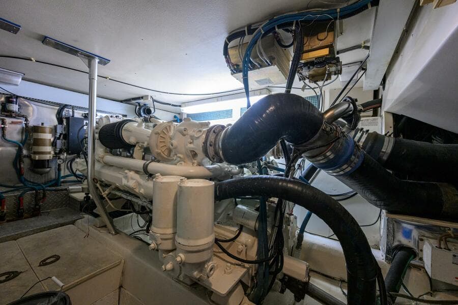 2001 Ocean Yachts 56 Super Sport